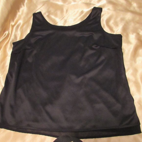 Classic Black Shell Tank Top - Picture 14 of 14